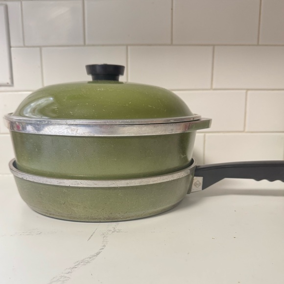 Vintage CLUB aluminum pot with lid and skillet - Picture 1 of 5